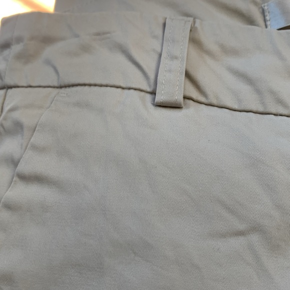 Two pieces follow Old Navy size medium kaki pants size 6 - Picture 5 of 15